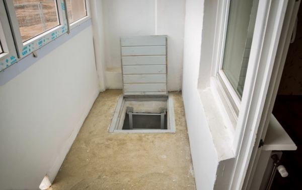 Балкон своими руками построить на первом этаже, на даче или в частном доме5