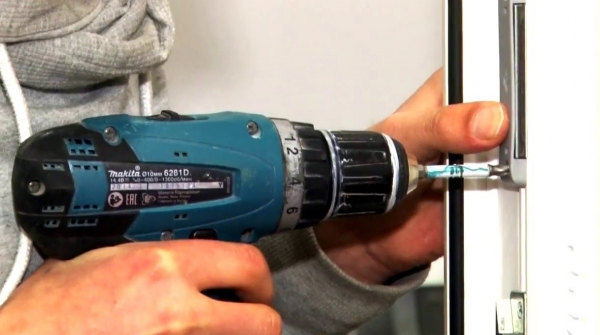 Балконные защелки — назначение, виды, установка, ремонт7