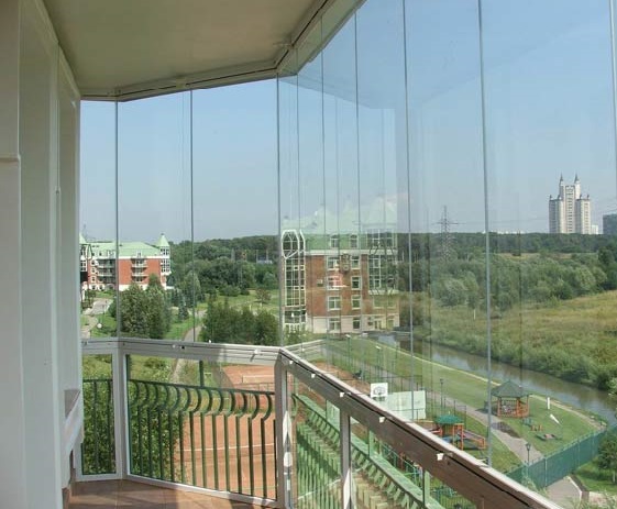 Безрамное остекление балконов3