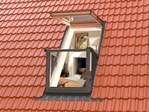 Как построить на втором этаже балкон в деревянном доме9