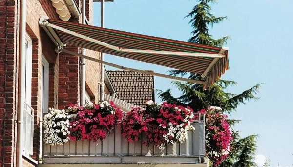 Как построить на втором этаже балкон в деревянном доме7