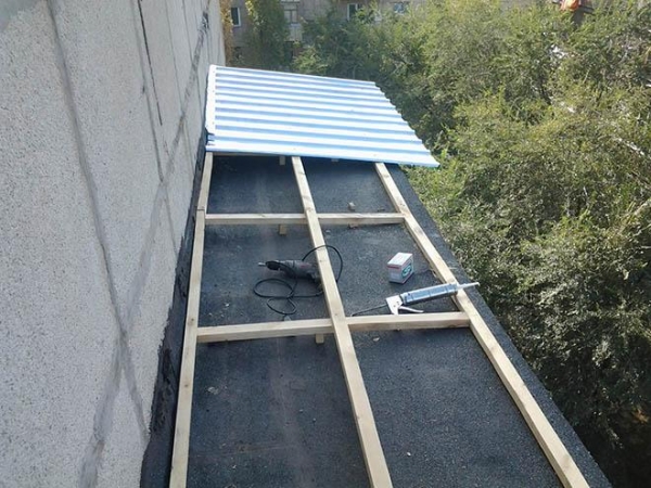 Кто должен ремонтировать балкон в приватизированной квартире1