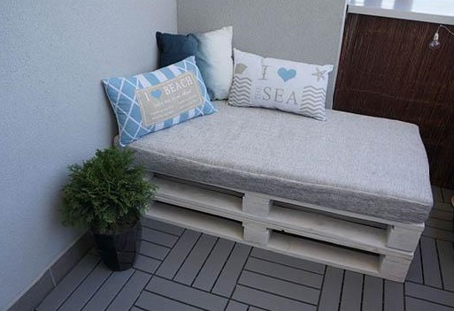 Мебель для лоджии и балкона — виды, материалы, цвет, требования.10