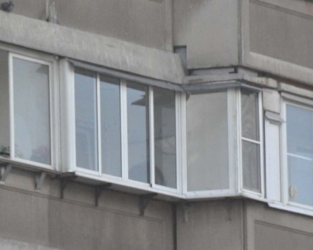 Остекление лоджии и балконов п44т: варианты, материалы, обустройство3
