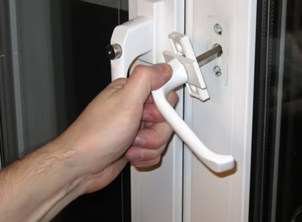 Ручка балконная, конструктивные особенности, установка10