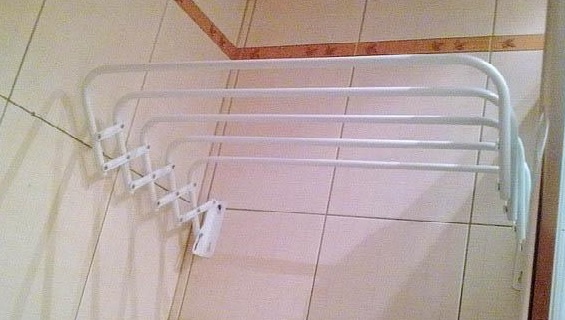 Сушилка для белья потолочная на балкон, виды и достоинства4
