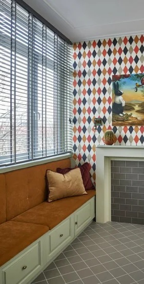 Жалюзи на балкон: виды, достоинства и недостатки, советы по выбору1